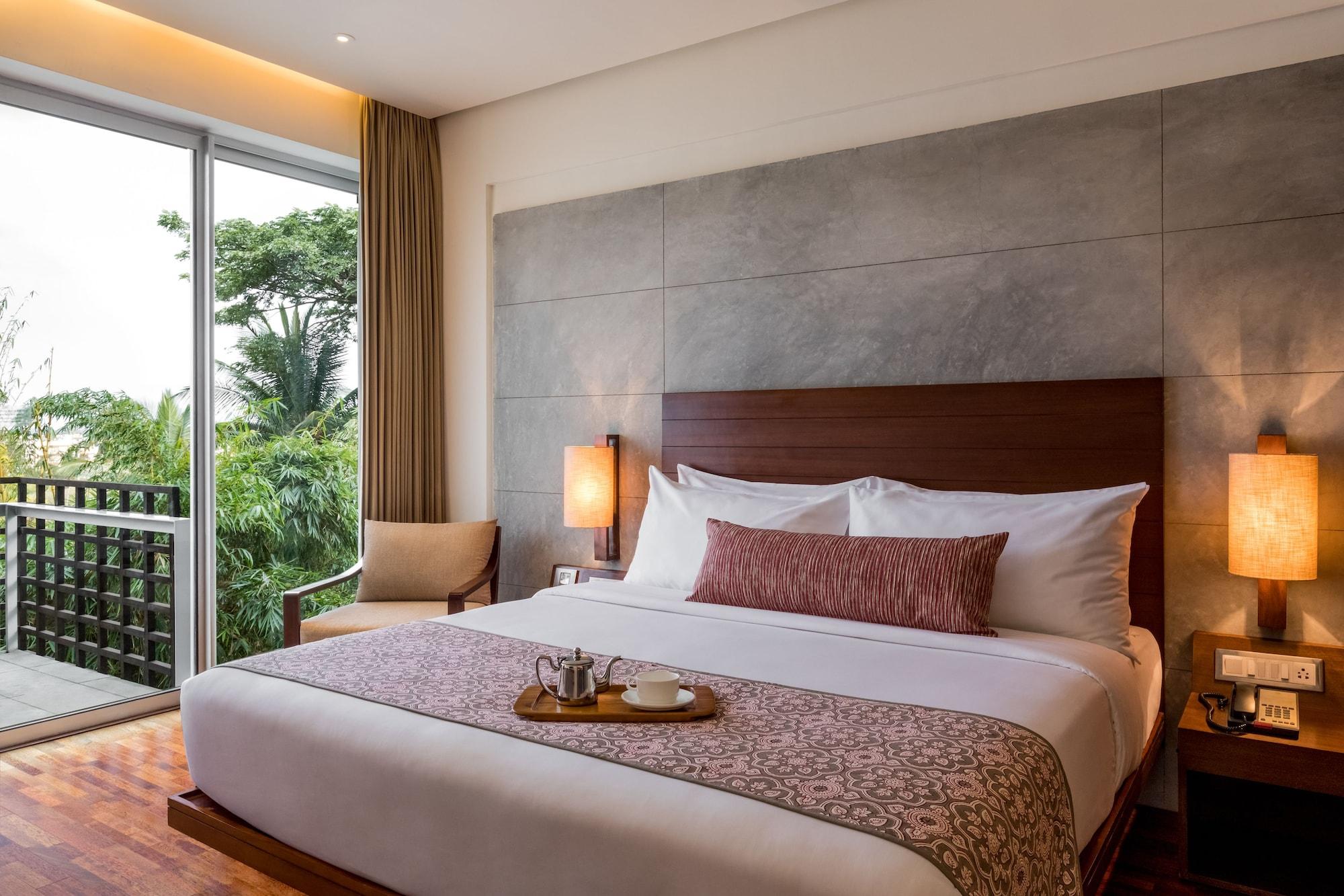 Holiday Inn & Suites Bengaluru Whitefield Экстерьер фото
