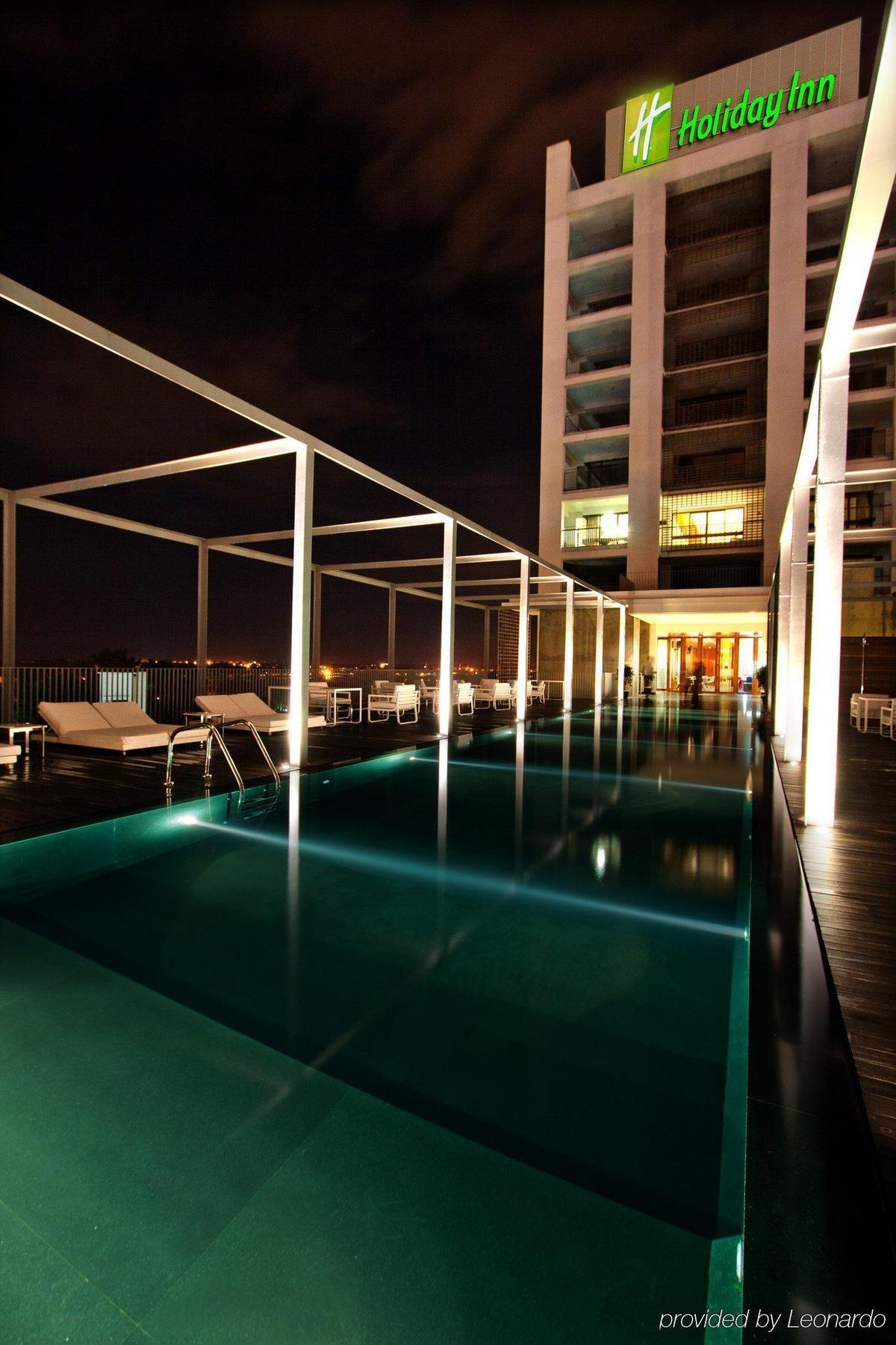 Holiday Inn & Suites Bengaluru Whitefield Экстерьер фото